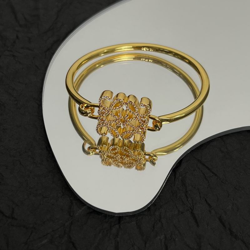 Loewe bracelet 11lyw3